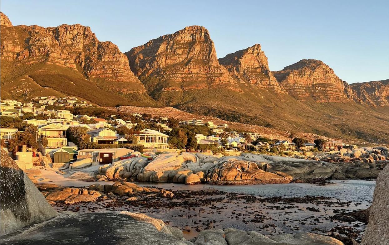 Lux Stylish Studio, 24hr Security - Mouille Point, Walk To Promenade & 5mins To ! Apartment *